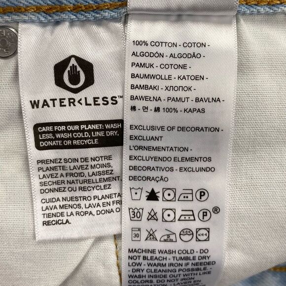 Levi's 501 Original Fit Hi-Rise Embroidered Blossom Garden Women Short  Size: 30 - Picture 13 of 15